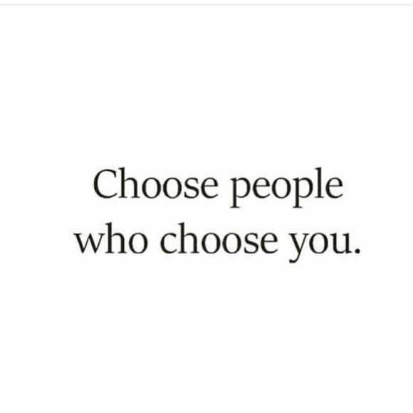 Meet your Posher, Cee - Picture 1 of 2